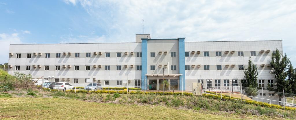 Villalba Hoteis Лондріна Екстер'єр фото